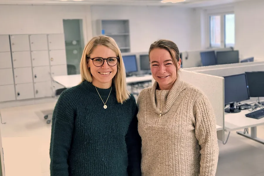 To kvinnelige forskere