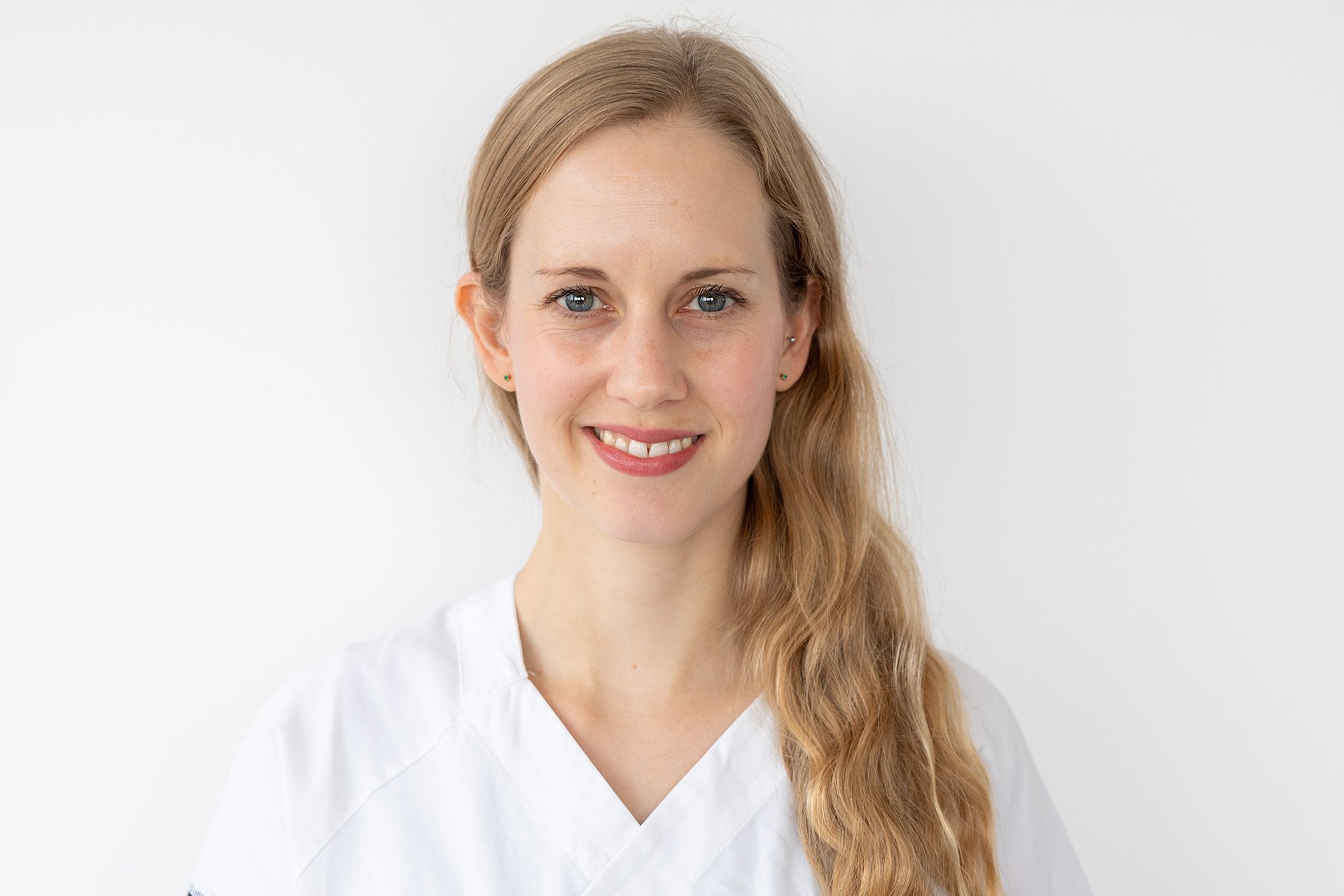 En person med langt hår