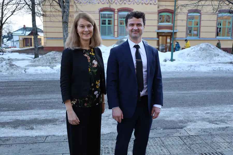 Fra venstre: Trond Haugmark med Veileder Heidi A. Zangi