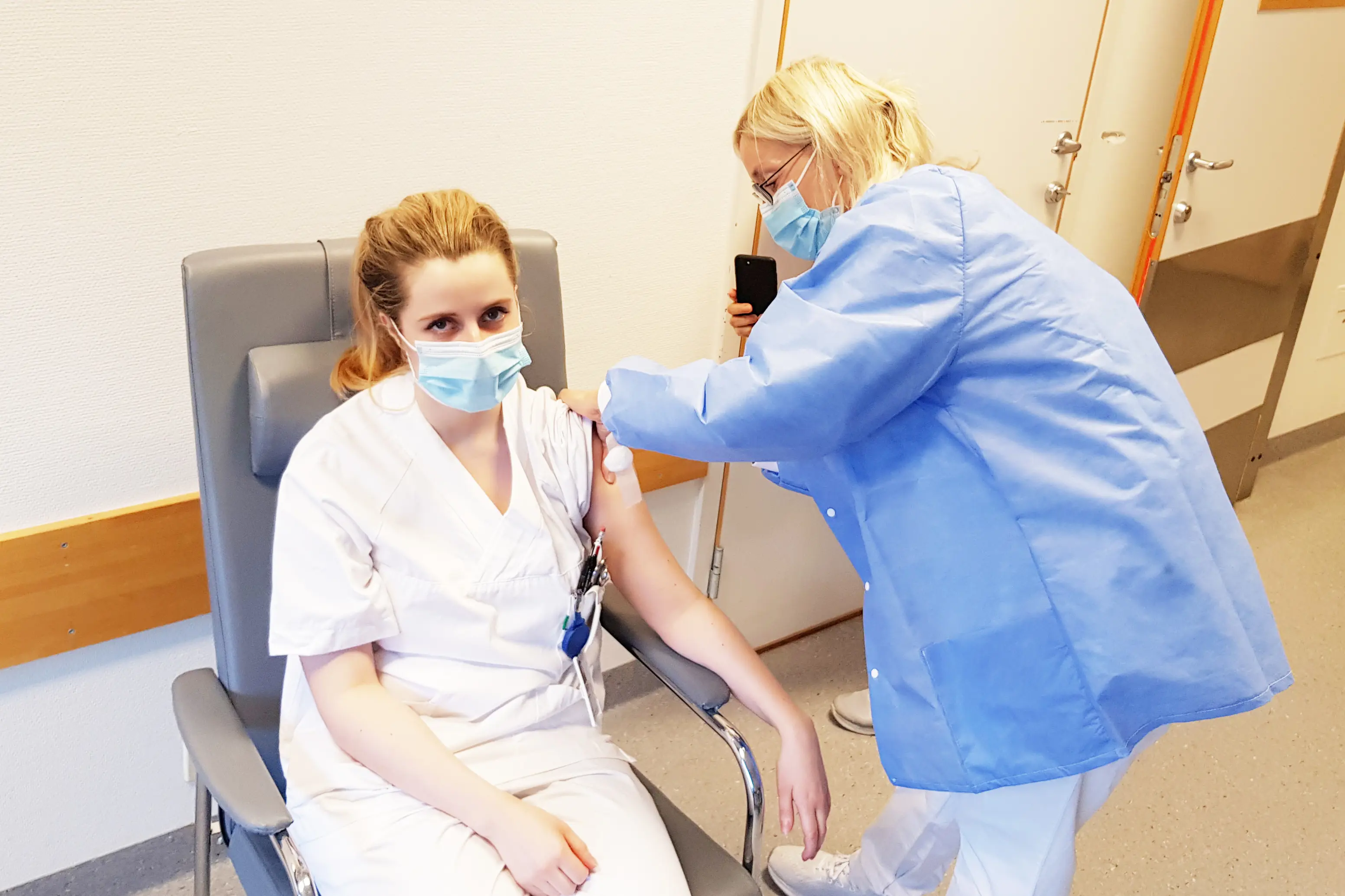 Ellisiv Lundgren, vaksine, Vivian Nilssen, korona 2 korr,.jpg