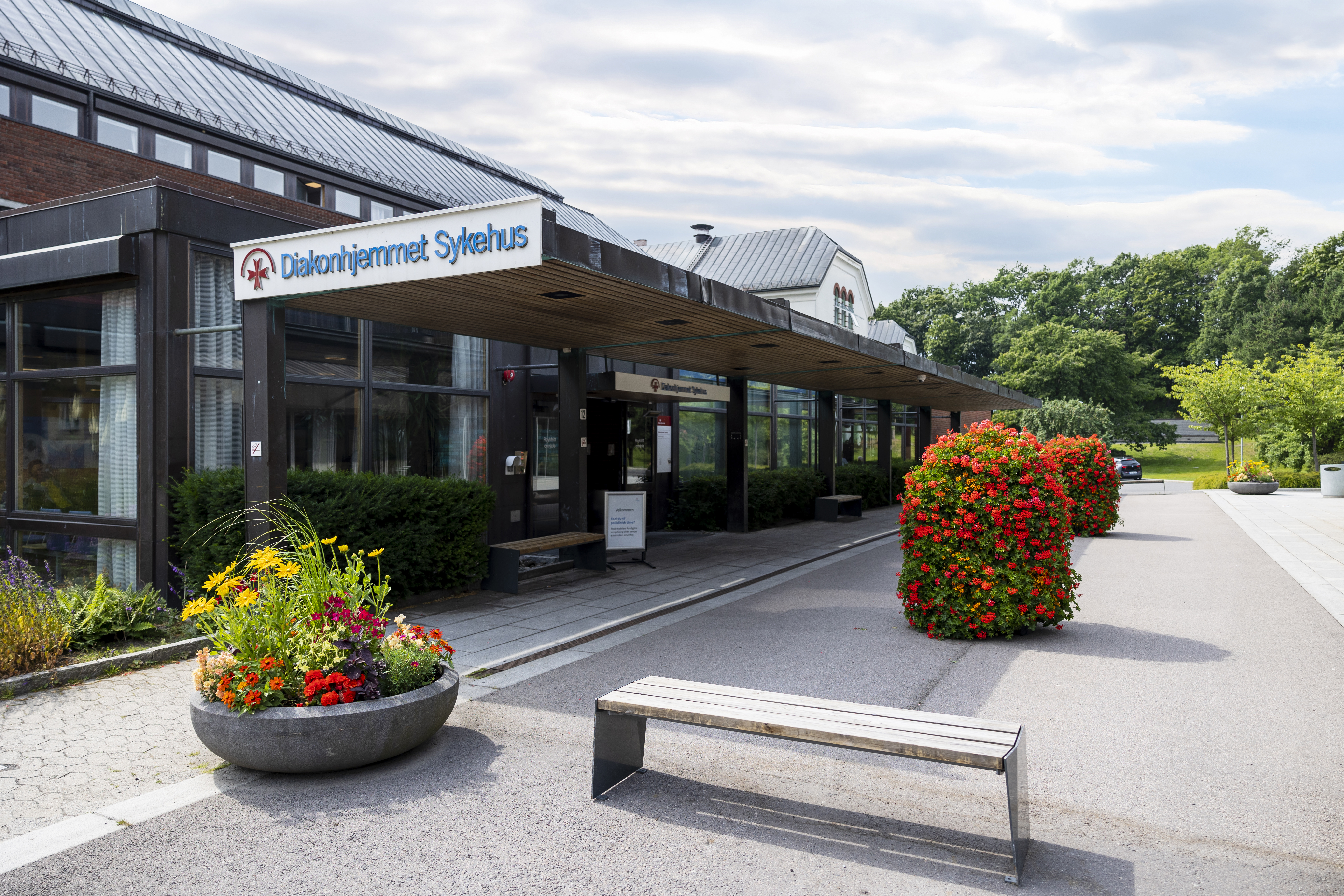 Diakonhjemmet sykehus Steinerud hovedinngang